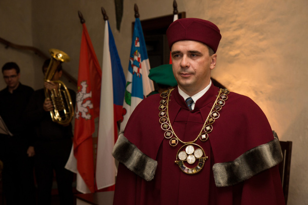 novy rektor vspj