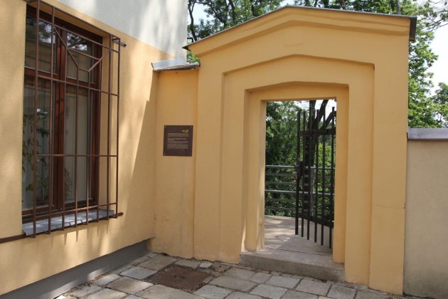 pruchod do parku maly heulos JIHLAVA 1
